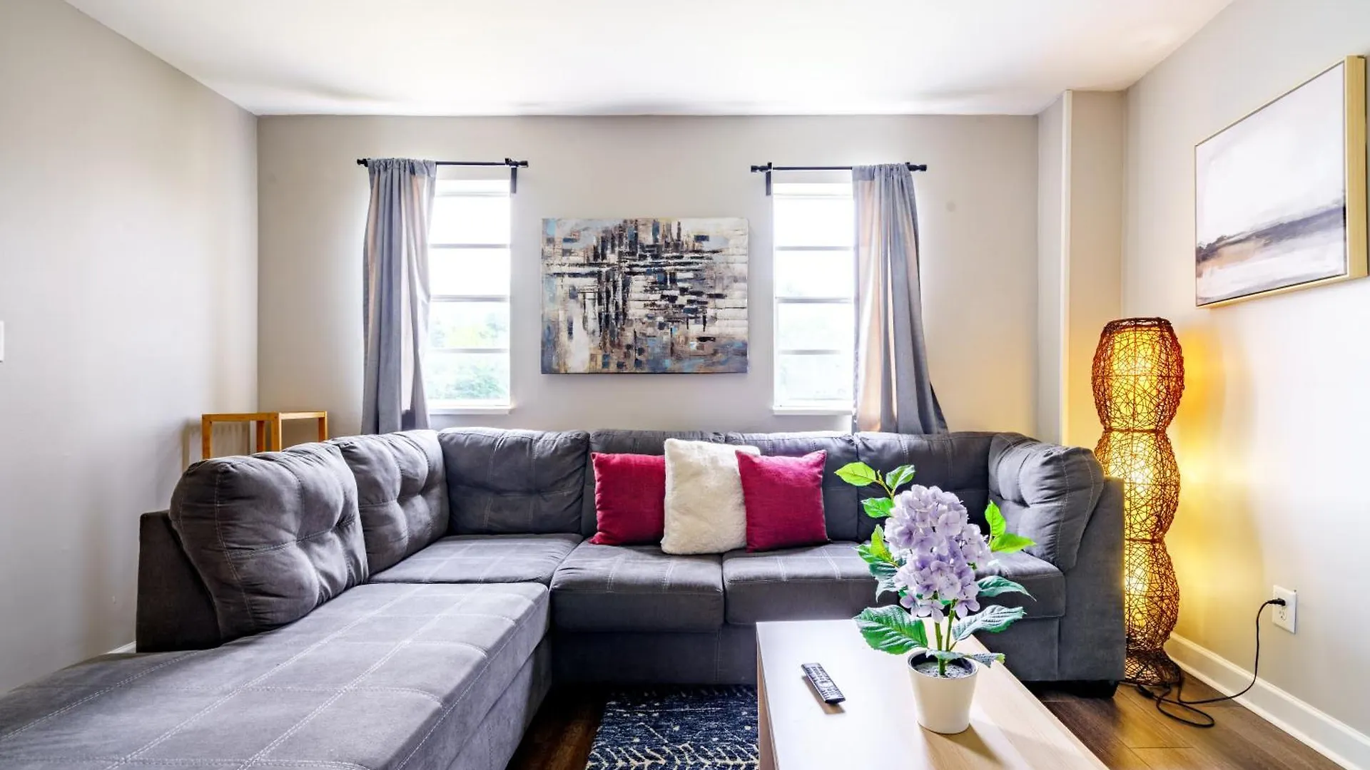 Short North Convention Private Parking Pets Apartment Columbus