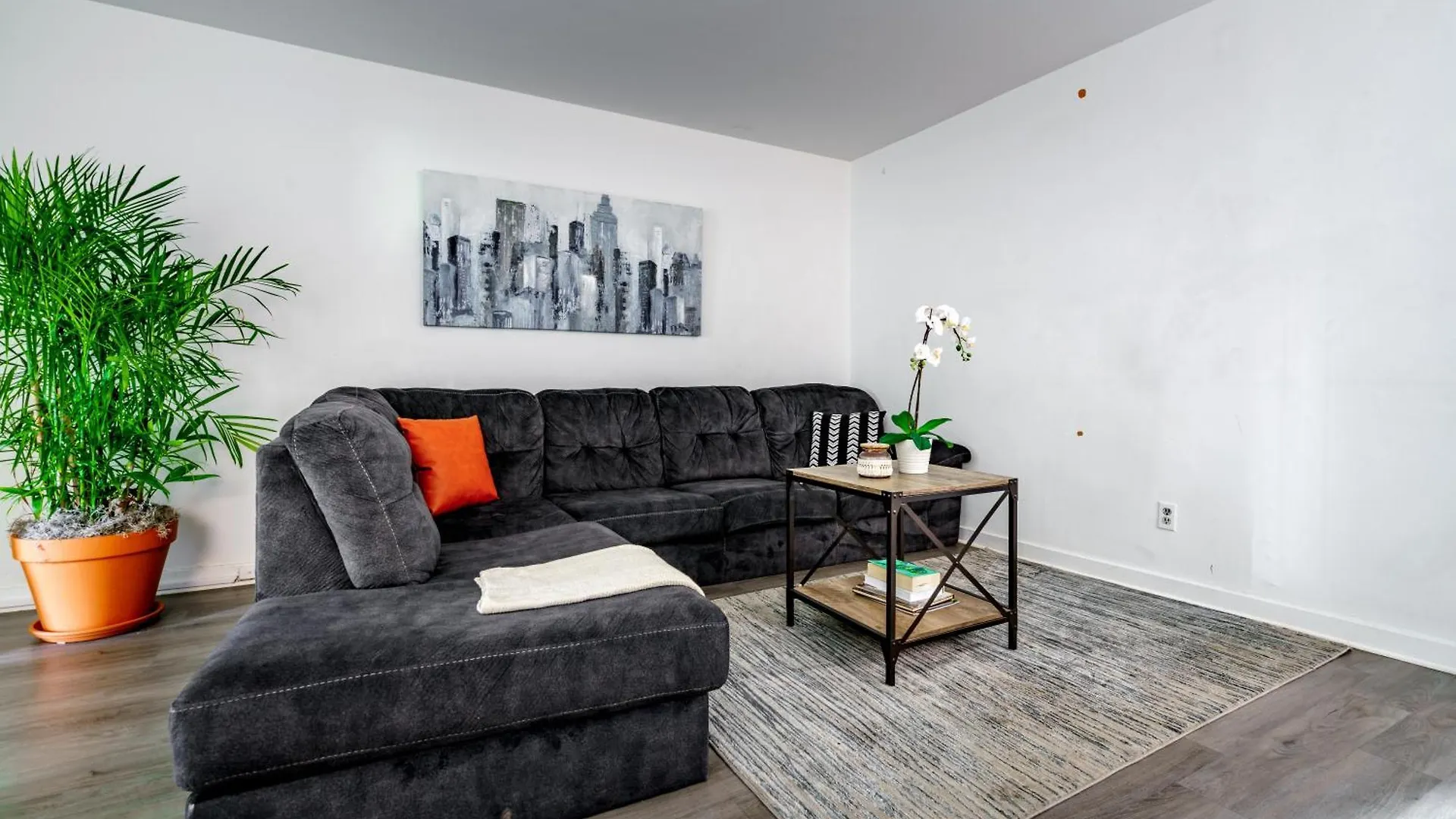 Short North Convention Private Parking Pets Apartment Columbus