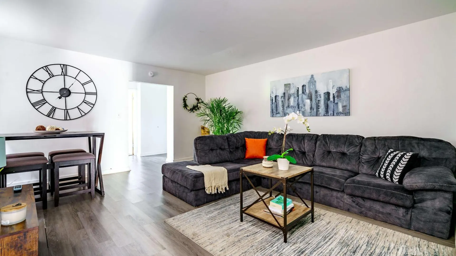 Short North Convention Private Parking Pets Apartment Columbus